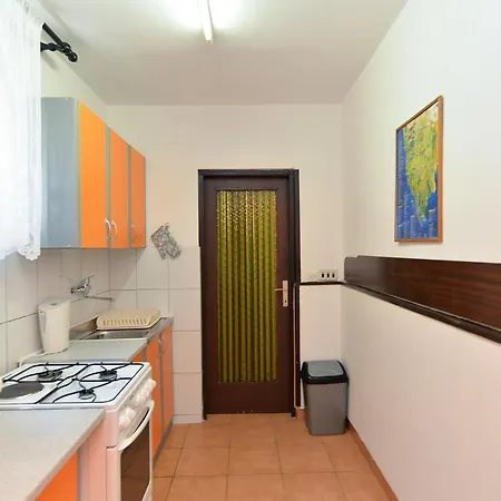 Apartment Dulijana 2042 *