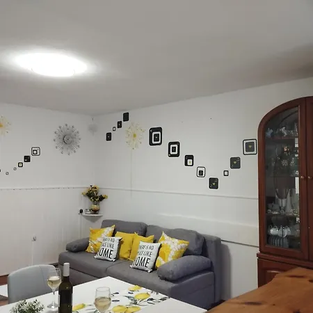 Apartment Dulijana 2042 *