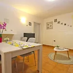 Appartement Dulijana 2042